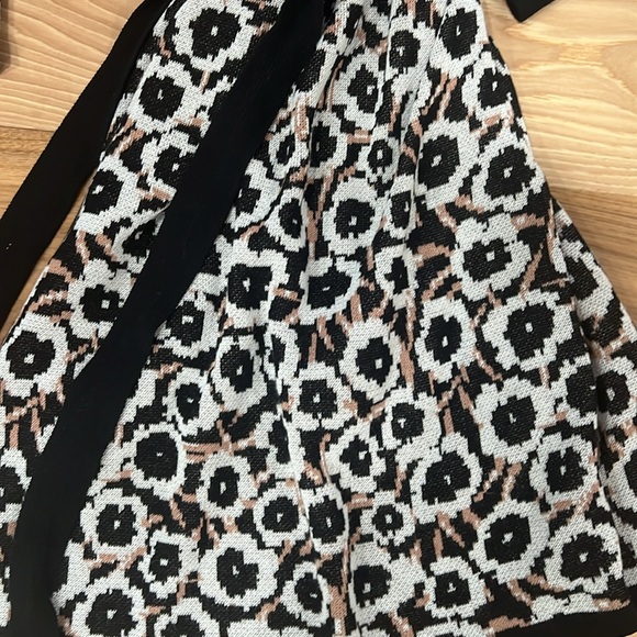 Diane Von Furstenburg x Target Limited Edition Collection Wrap Sweater/Dress - Picture 3 of 3